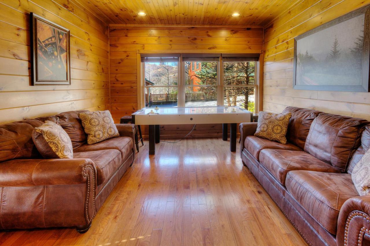 Smoky Mountain Views Vila Gatlinburg Exterior foto